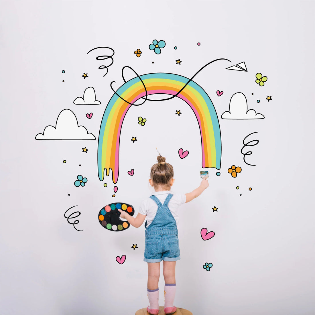 How to Raise Creative Kids in Pakistan – The Role of Art and Play